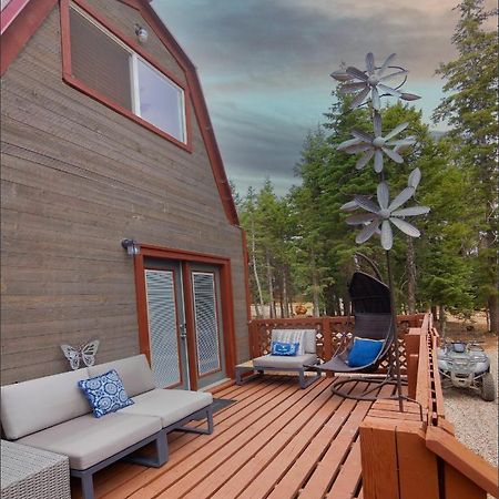 Charming Blue Farmhouse Cabin Duck Creek Village Esterno foto